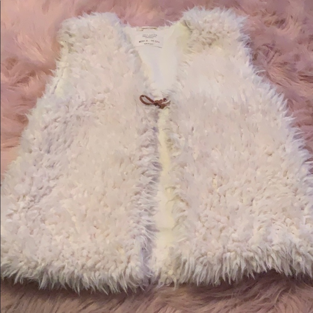 Fur vest